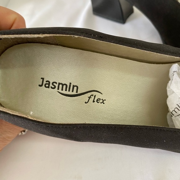 Jasmin Flex Basic Pump size 7M (ER) - Picture 14 of 16